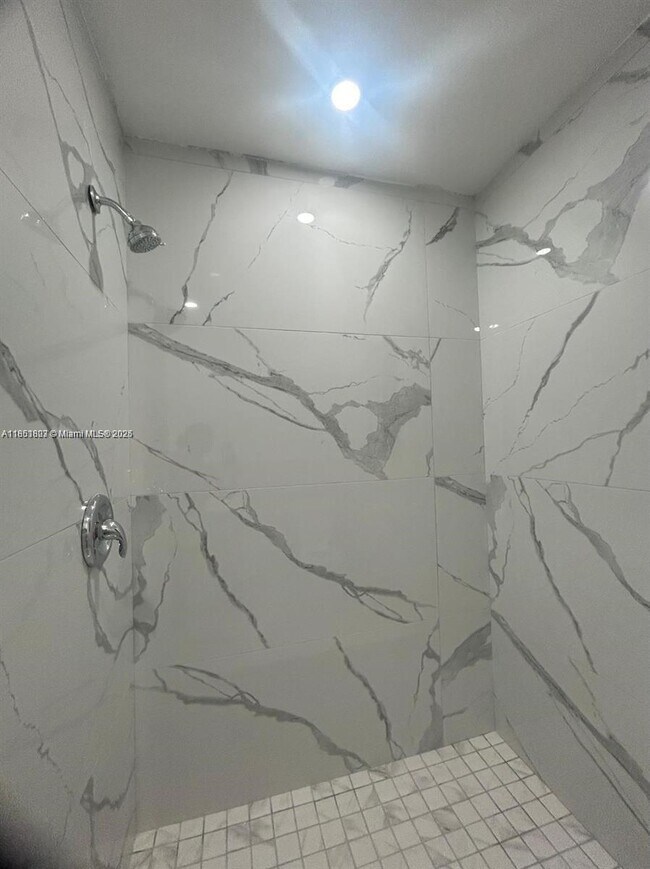 Foto del edificio - 1538 NW 52nd Ave
