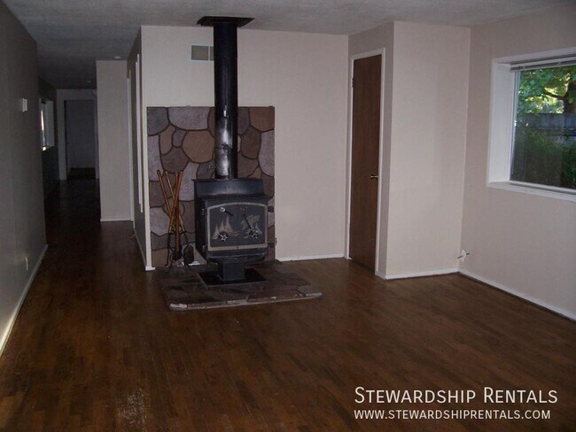 Foto del edificio - 2895 Mill St
