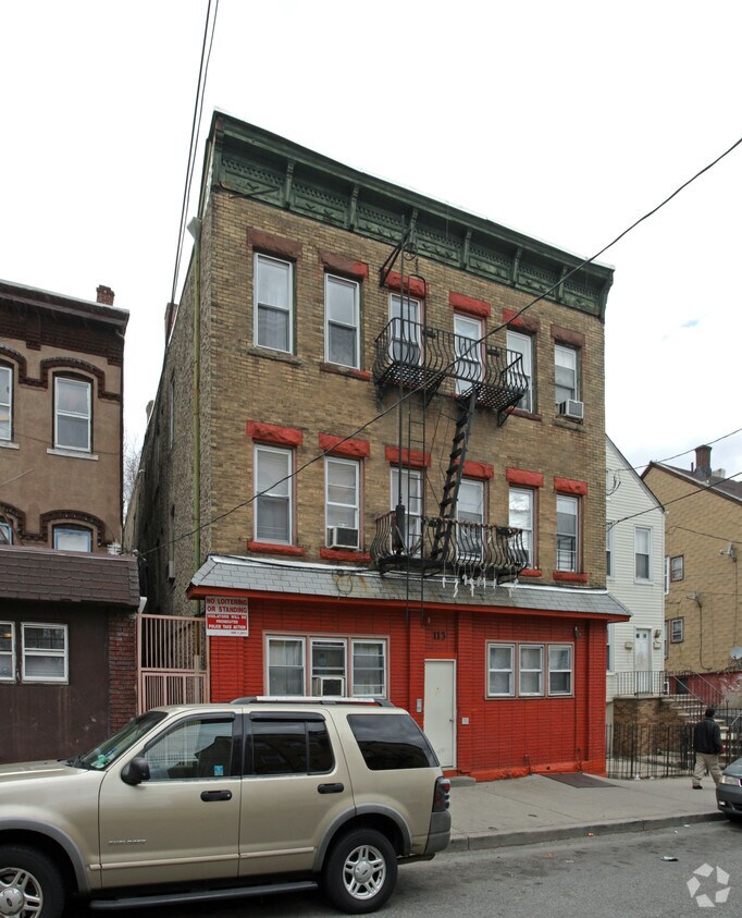 Foto principal - 113 3rd St
