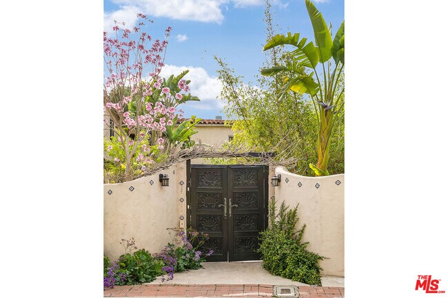 Foto del edificio - 2319 Meadow Valley Terrace