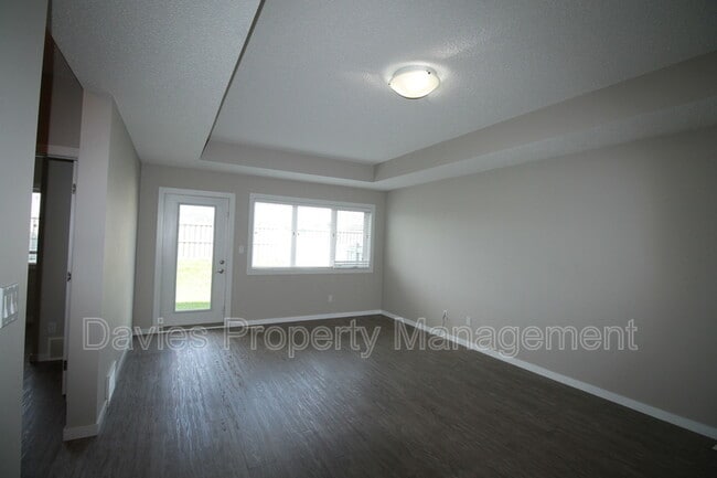 Building Photo - 3938 Claxton Loop SW