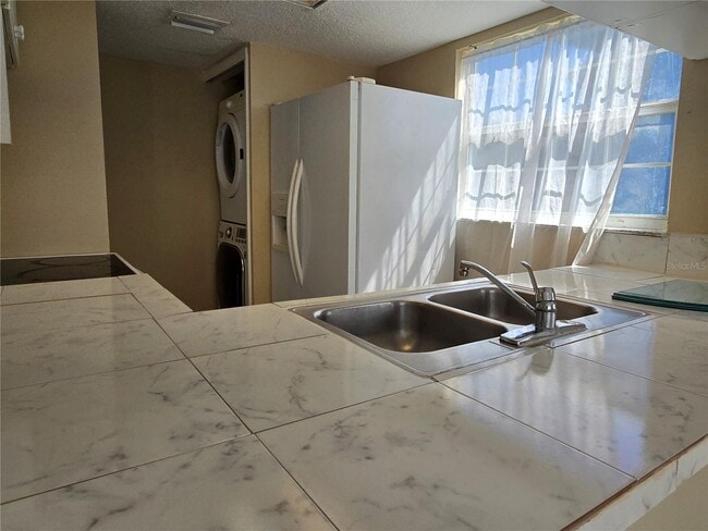Building Photo - 433 Orchid Dr