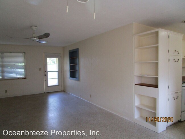 Building Photo - 2 br, 1.5 bath House - 401 S Pine Street