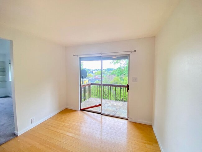 Building Photo - Letitia Ave S. (4051)