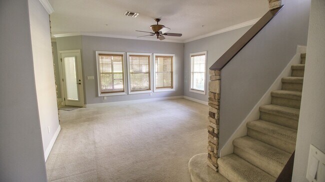 Photo - 6717 Sorrento St Townhome