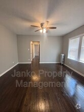 Building Photo - 2914 W 64th St