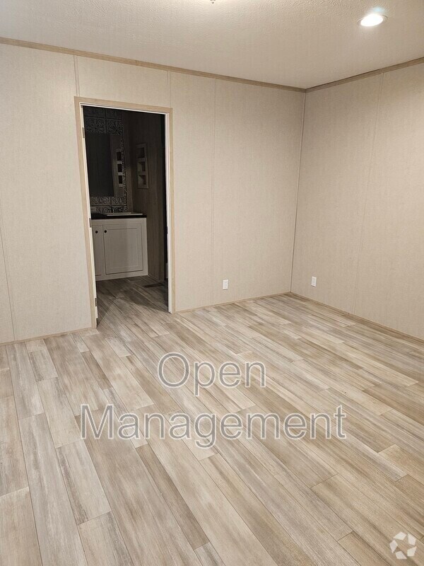 Tuckaway Houses for Rent with a Swimming Pool Nixa, MO 1 Homes