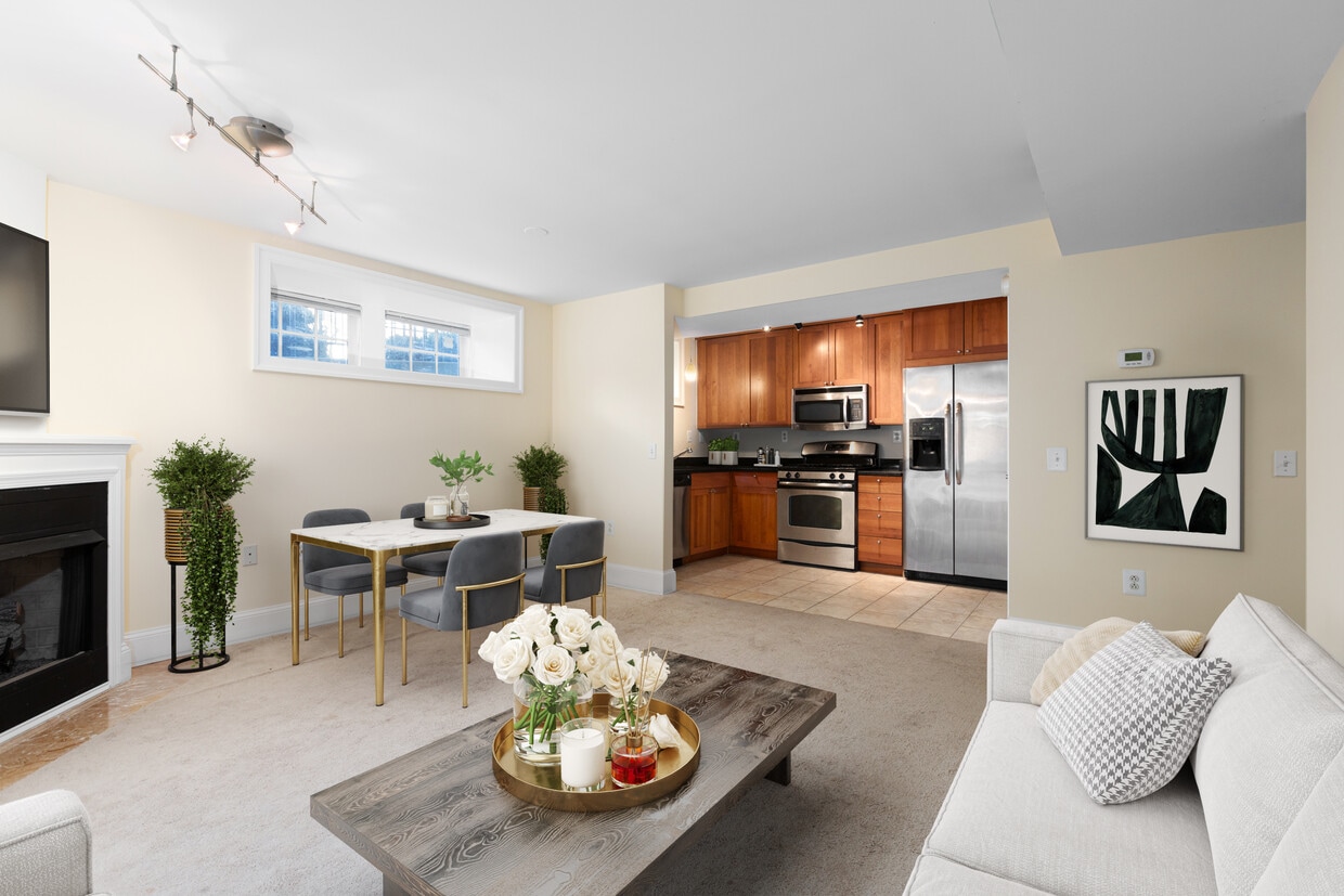 Living & Kitchen - 1750 16th St NW