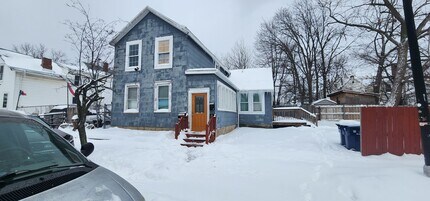 Building Photo - 95-10 10th St