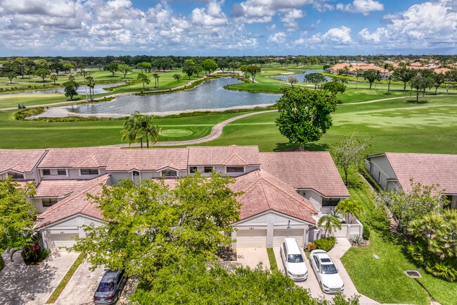 Foto del edificio - 495 Prestwick Cir