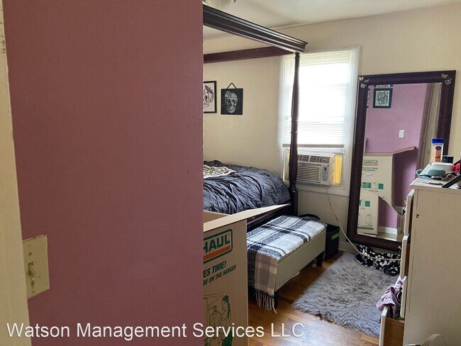 Building Photo - 3 br, 1 bath House - 1148 18th St
