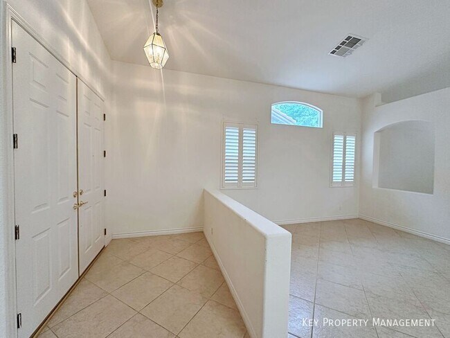Foto del edificio - 2109 Fawn Ridge St