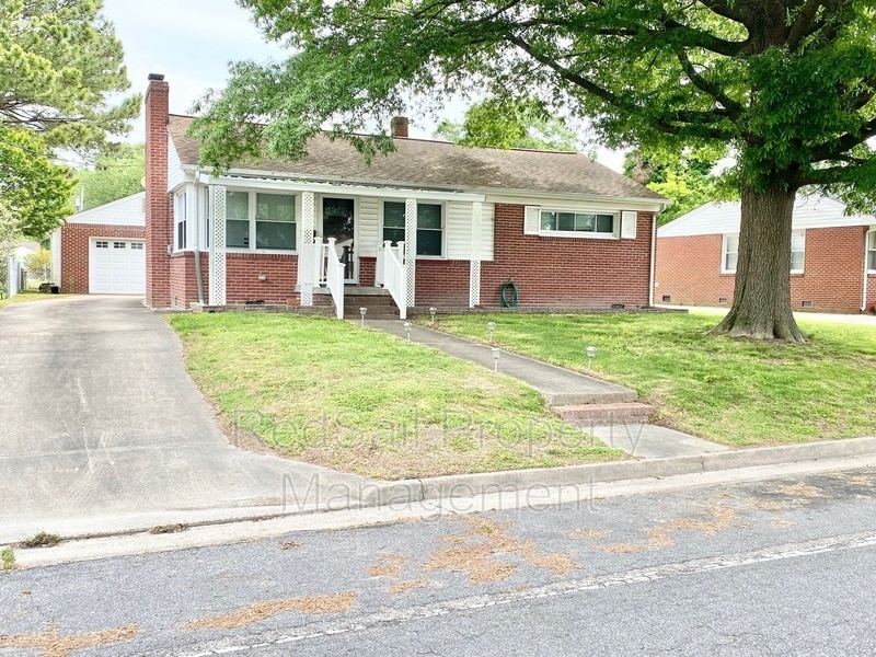 Primary Photo - 30 Markham Dr