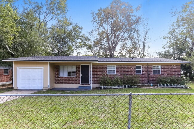 Building Photo - 7594 Raborn Ln