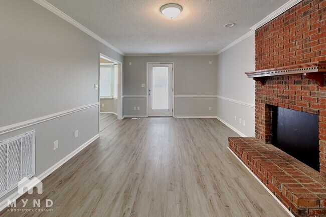 Foto del edificio - 9205 Meadow Sweet Ct