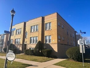 Building Photo - 2102 Kenilworth Ave