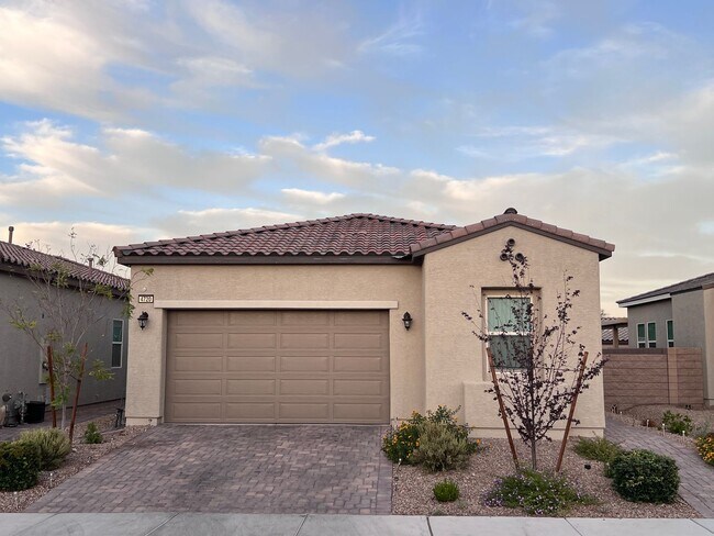 Building Photo - Must See! Beautiful 3bd 2ba Home Awaits You!