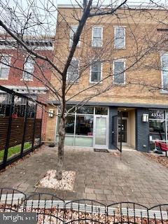 Building Photo - 4334 Farragut St