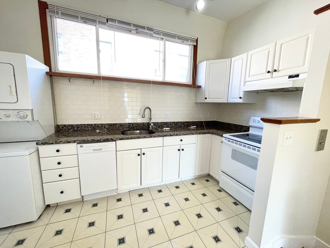 Foto principal - 14 Symphony Rd