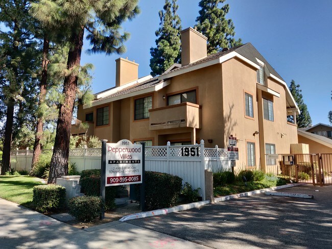Foto del edificio - Pepperwood Villas