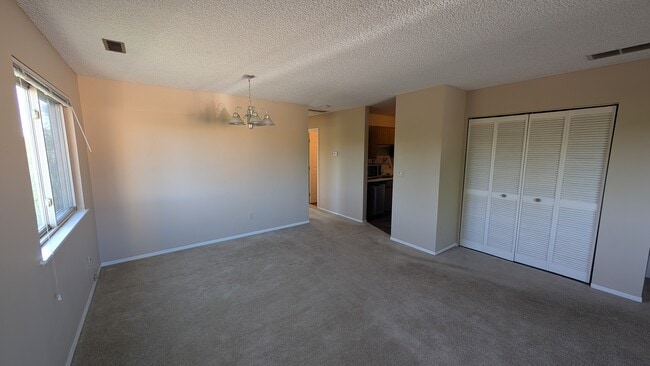 Dining Area - 6690 Pahokee Ct