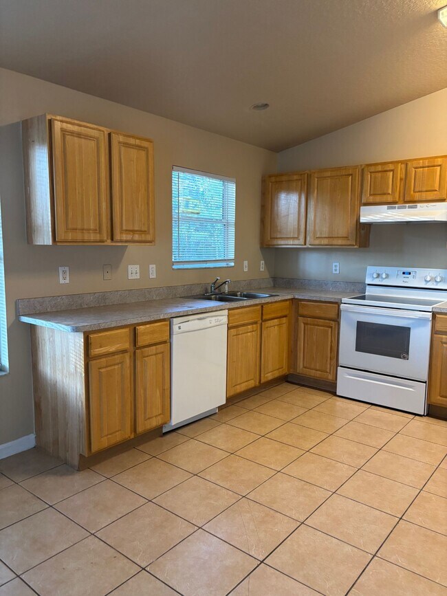 Foto del edificio - 35 Brunswick Ln