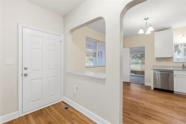 Building Photo - 6103 Corson Ave