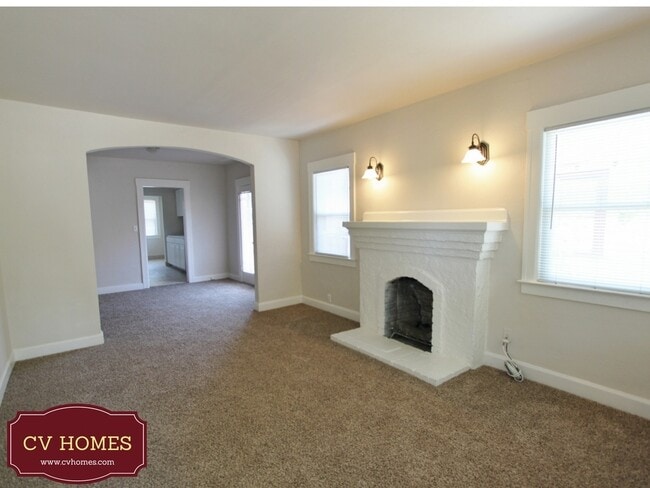 Foto del edificio - 980 N Broadway St