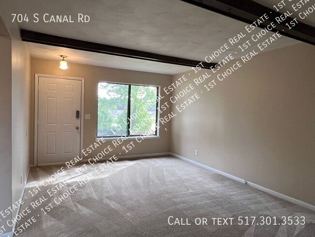 Photo - 704 S Canal Rd Townhome