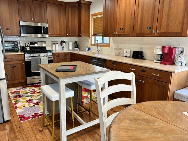 Foto del edificio - 5105 E Fernwood Dr