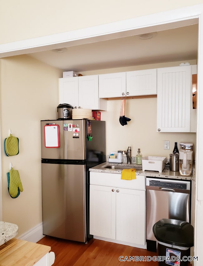 Building Photo - 65 Walden St