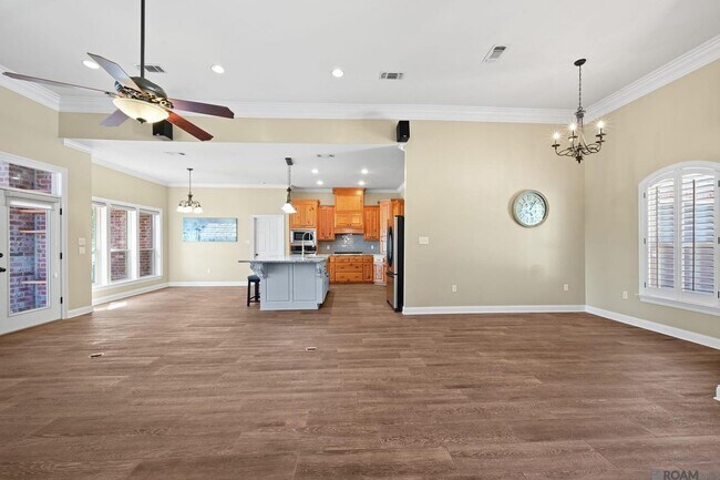 Building Photo - 12066 River Highlands Dr