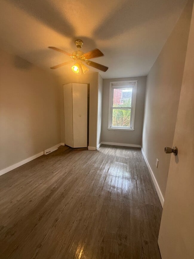 421-423 Parkinson St Monongahela PA 15063 - 421-423 Parkinson St Monongahela PA 15063 Apartment