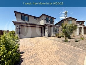 Building Photo - 11216 S 56th Ln