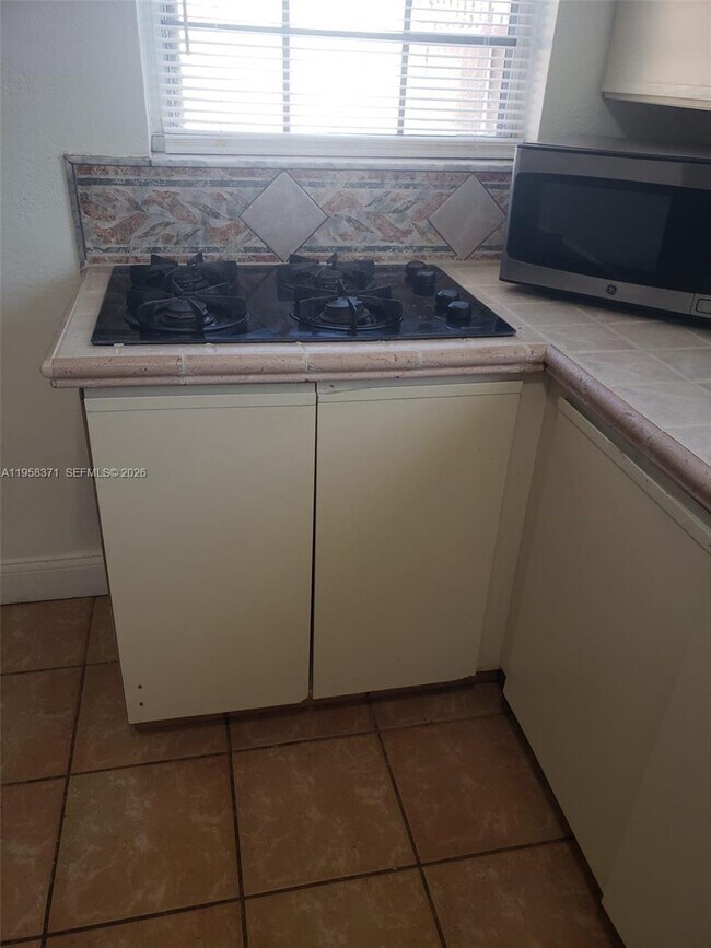 Foto del edificio - 4610 SW 116th Ave