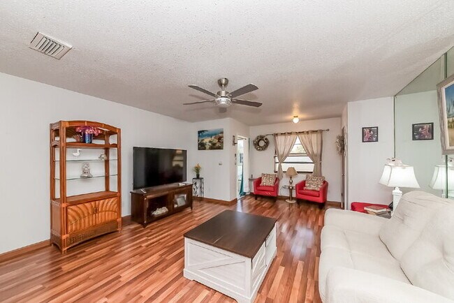 Building Photo - Fully furnished 2BR/2BA villa in Heritage Village West — $1,900/month