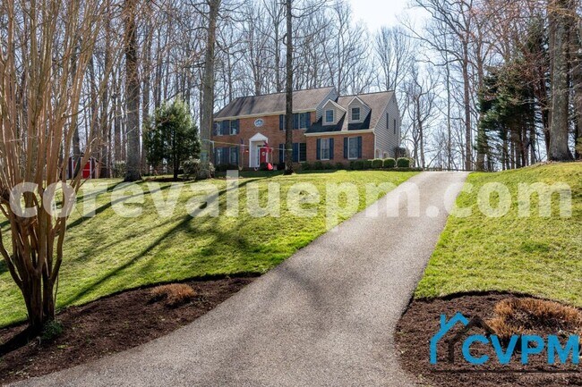 Foto del edificio - 1009 Howard Grove Ct