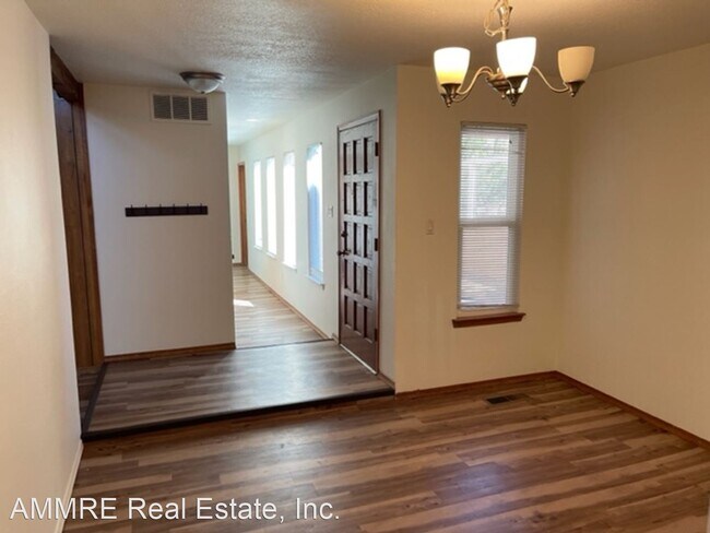 Foto del edificio - 4 br, 2 bath House - 2101 White Cloud NE