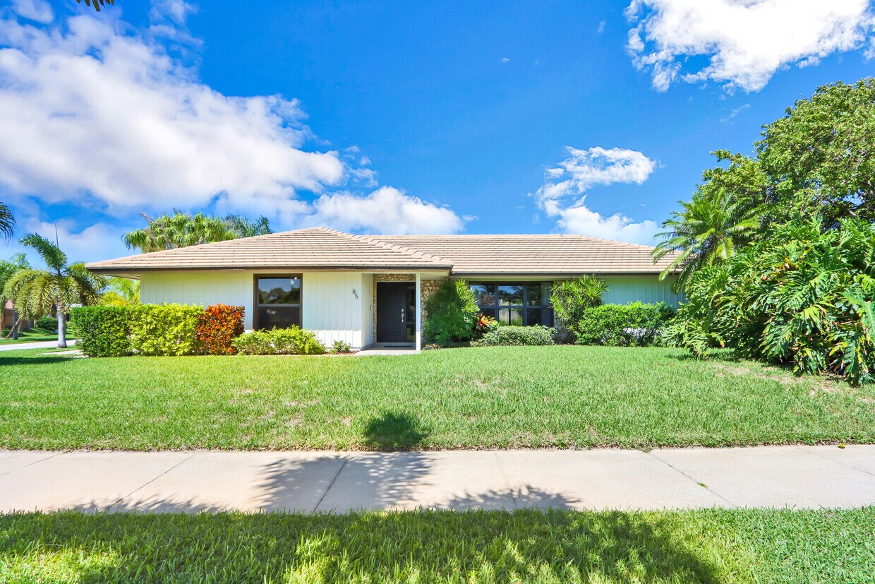 Foto principal - 85 Hickory Hill Rd