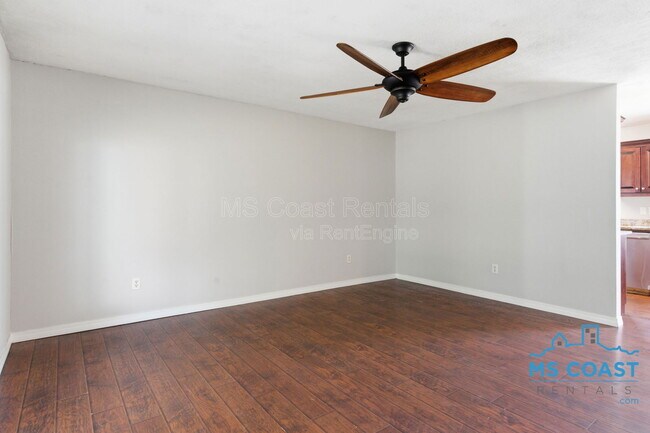 Foto del edificio - 208 Charles Ave