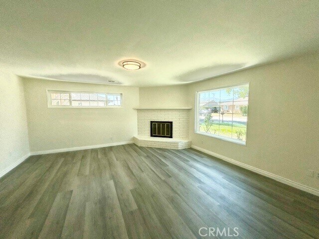 Foto del edificio - 1230 E Idahome St
