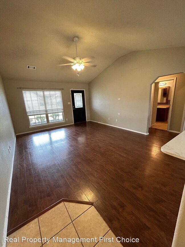 Foto del edificio - 3 br, 2 bath House - 7705 Huntington Way