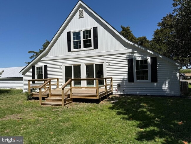 Building Photo - 27473 Southside Island Creek Rd