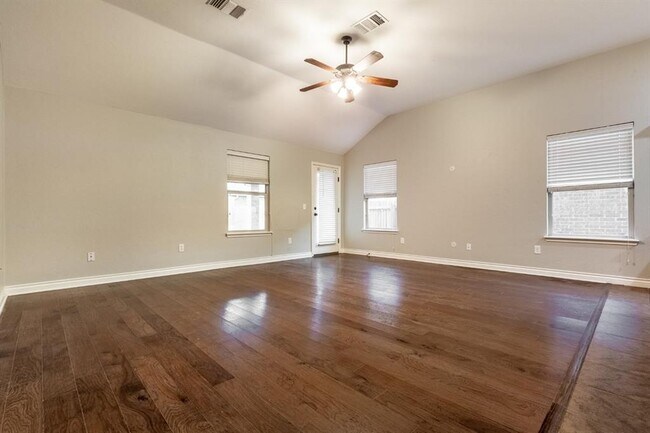 Foto del edificio - 2609 NW 183rd St