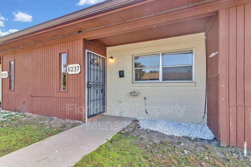 6237 Weston Ln Ct Unit B4, Orlando, FL 32810 Condo for Rent in