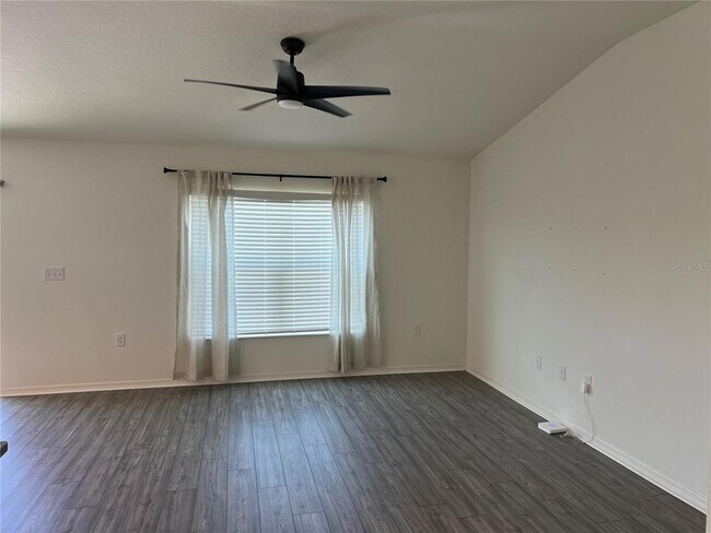 Foto del edificio - 3838 Whitetail Ct