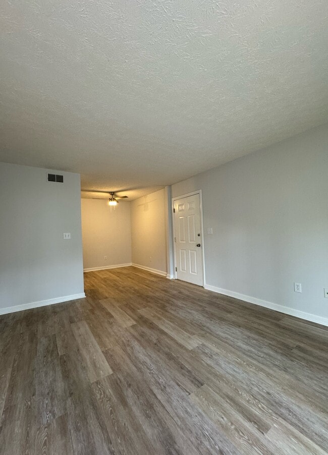 Building Photo - 226 Yager Ave
