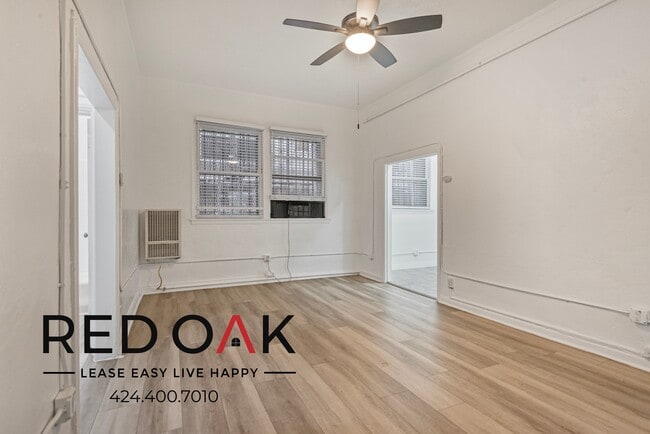 Foto del edificio - 854 S Oxford Ave