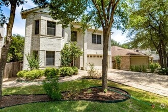 Building Photo - 2533 Lavendale Ct
