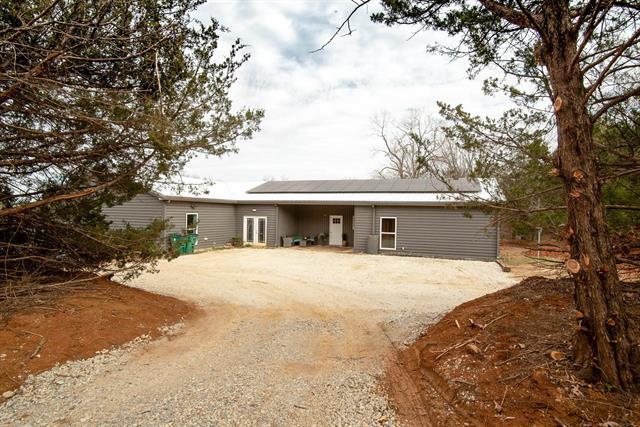 Building Photo - 668 Starr Rd